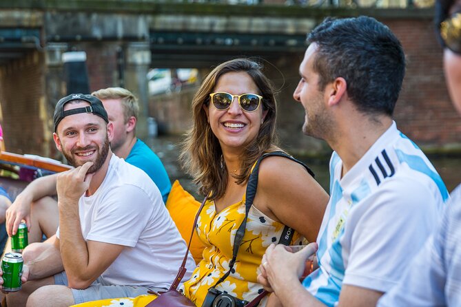 Classic Salonboat Tour in Amsterdam Including Cheese and Wine - The Unique Views and Comfortable Experience on the Boat