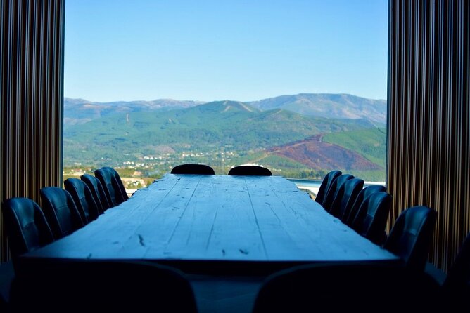 Classic Tasting | Quinta de Santa Cristina Vinho Verde - The Small-Group Experience at Quinta de Santa Cristina