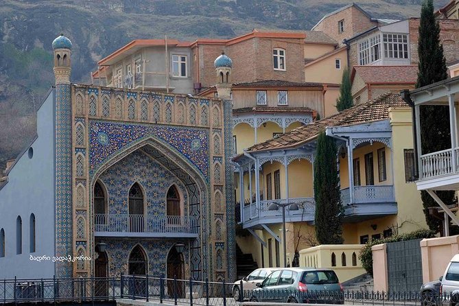 Classic Tbilisi Walking Tour - Starting Point at Freedom Square