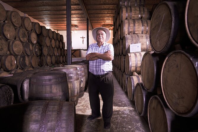 Classic Tequila Tour and CANTARITOS EL GÜERO - Sampling Tequila and Cantaritos at El Güero Bar