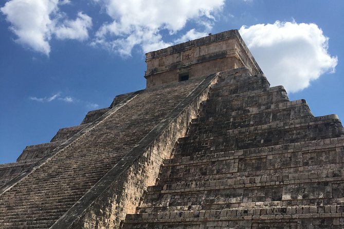 Classic Tour Chichen Itza & Valladolid from Cancun - Visiting Chichén Itzá: The Iconic Mayan Site