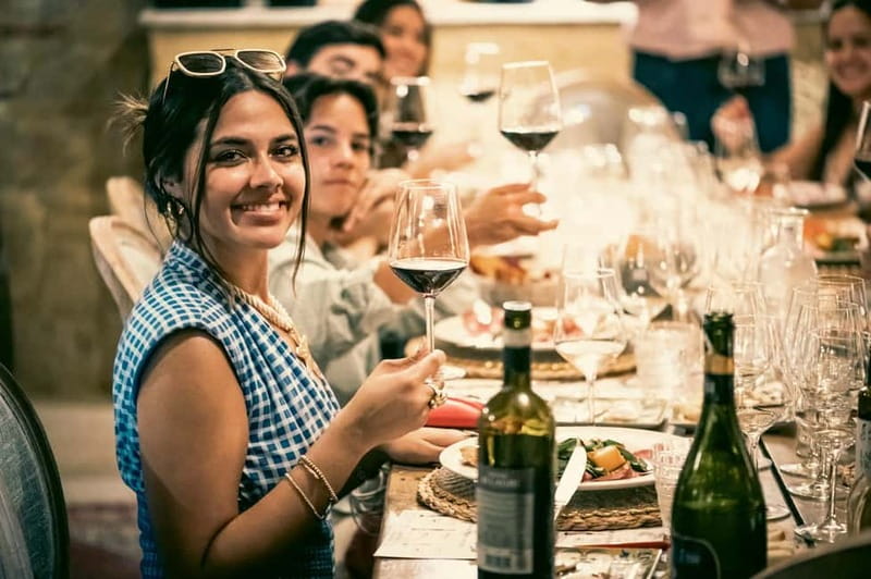 Classic: Vineyard Golf Cart Tour & Wine Tasting and Lunch - Expert Guidance with Art & History Insights