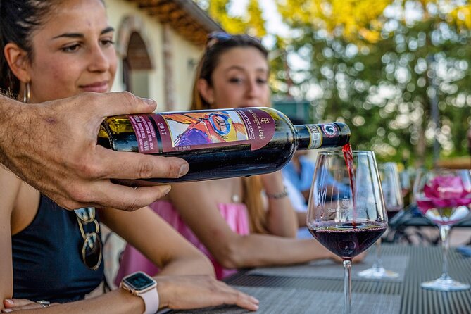 "CLASSIC" Wine Tasting and Typical Tuscan Products - The Wine Selection: Six Local Varieties