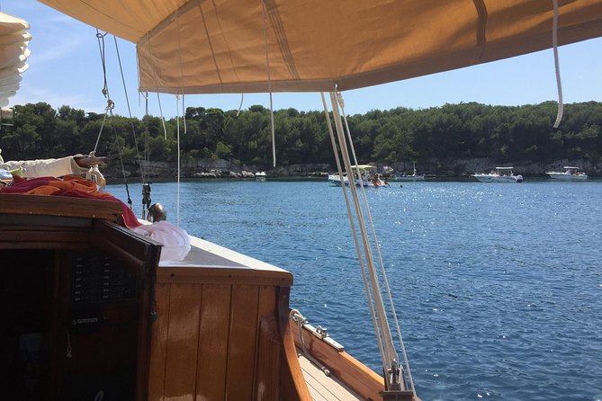 Classic Yacht Sailing in Cannes - The Skippers: Knowledgeable and Friendly Guides