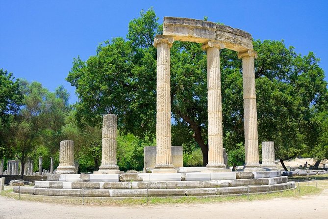 Classical Greece 3-Day Tour: Epidaurus, Mycenae, Olympia and Delphi from Athens - Day 2: Olympia’s Ruins and the Journey to Delphi