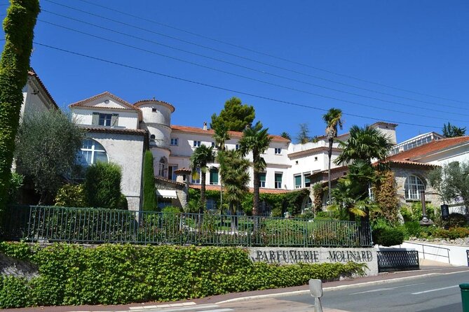 Classical Perfume Workshop in Nice - The Crafting Process and Fragrance Ingredients
