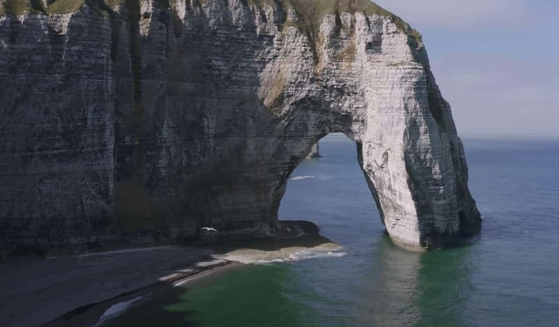 Claude Monet Tour: Giverny,Rouen,Etretat DayTrip from Paris - The Enchanting Cliffs of Étretat and White Bird History