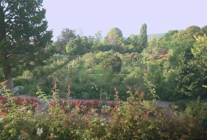 Claude Monet Tour: Giverny,Rouen,Etretat DayTrip from Paris - Frequently Asked Questions