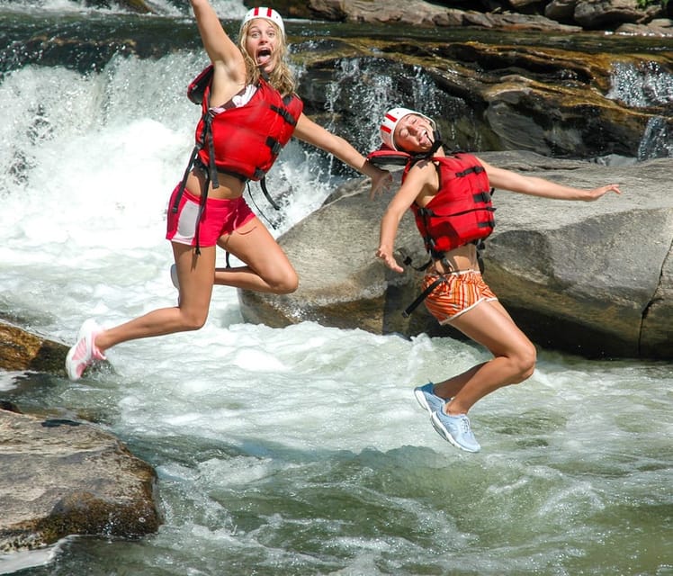 Clayton: Chattooga River Rafting on Class III Rapids - Key Points