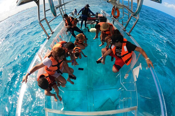 Clear Boat tour in Cancun for 1.5 hours best for photos - Key Points