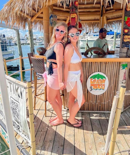 Clearwater Beach: Beach Tiki Cruise - The Guide and Atmosphere on Board