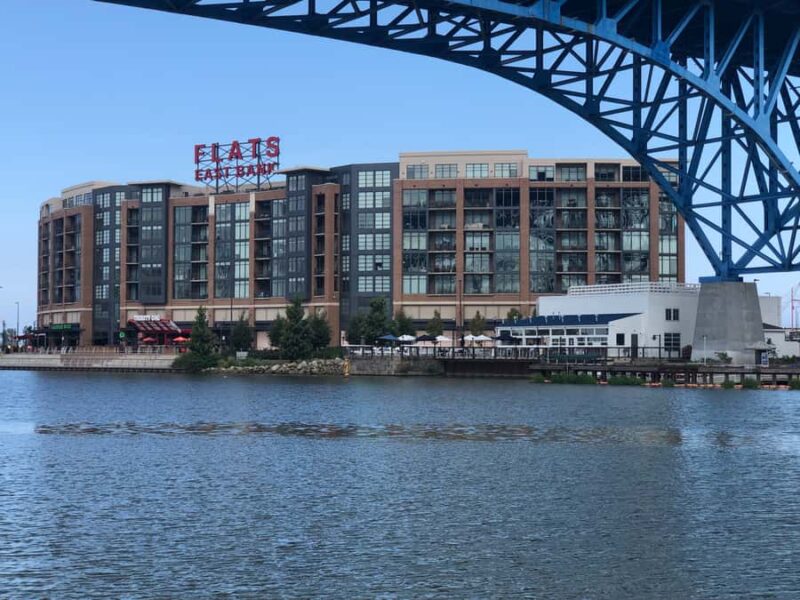 Cleveland: Private City Tour - University Circle and Cultural Highlights