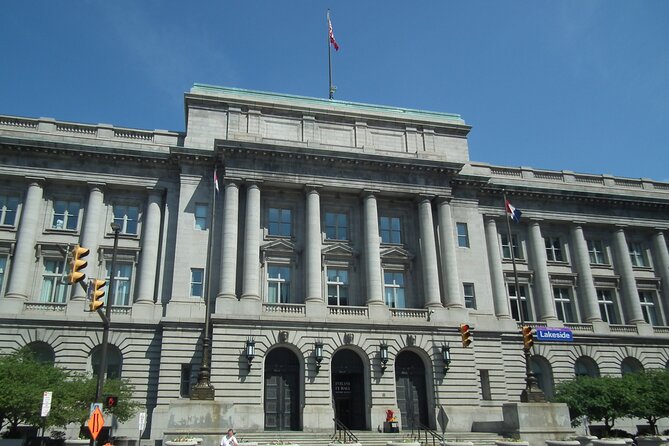 Cleveland Scavenger Hunt Walking Tour and Game - Starting Point at Cleveland’s Public Square