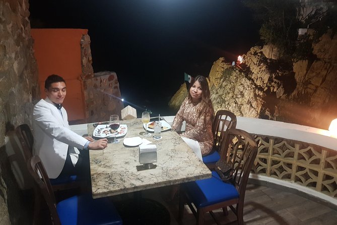 Cliff Diver De Luxe with Different Options at "La Quebrada" - Transportation and Convenience