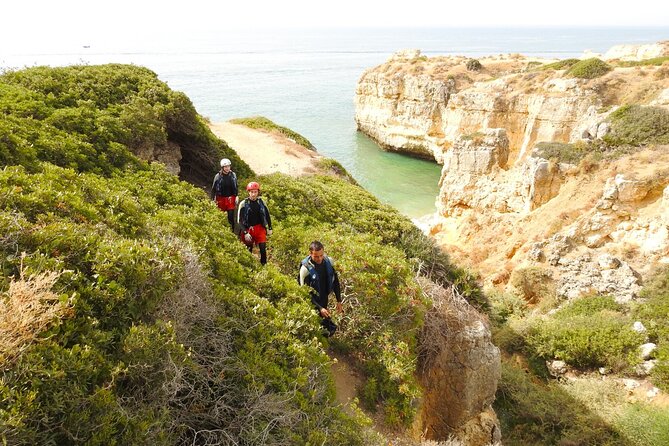 CLIFF JUMPING tour - Coasteering in Albufeira - Cave Exploration and the Secret Beach