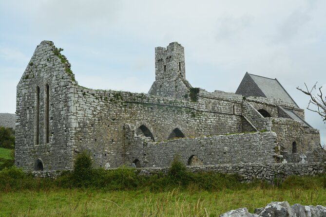 Cliffs of Moher and Bunratty Castle Private Day Tour from Dublin - Cliffs of Moher: Breathtaking Coastal Views