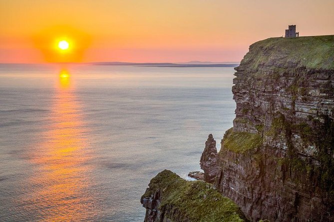 Cliffs of Moher Day Tour from Cork: Including The Wild Altanic Way - Visiting the Cliffs of Moher