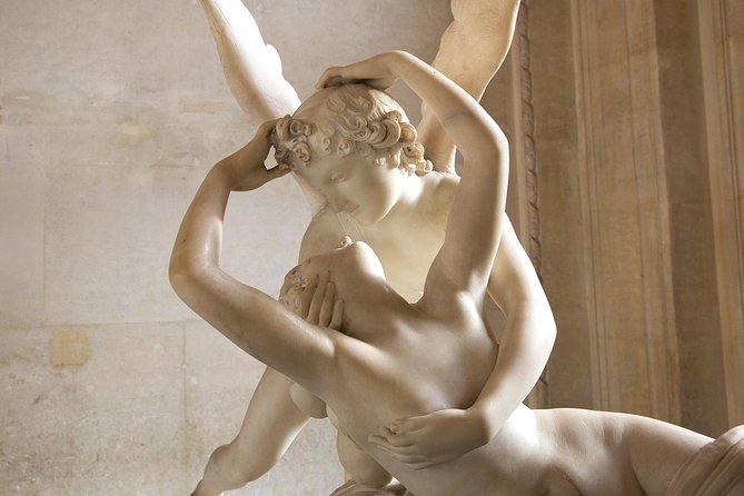 Closing Time at the Louvre: The Mona Lisa at her Most Peaceful - Guides: Knowledge, Passion, and Personal Touch