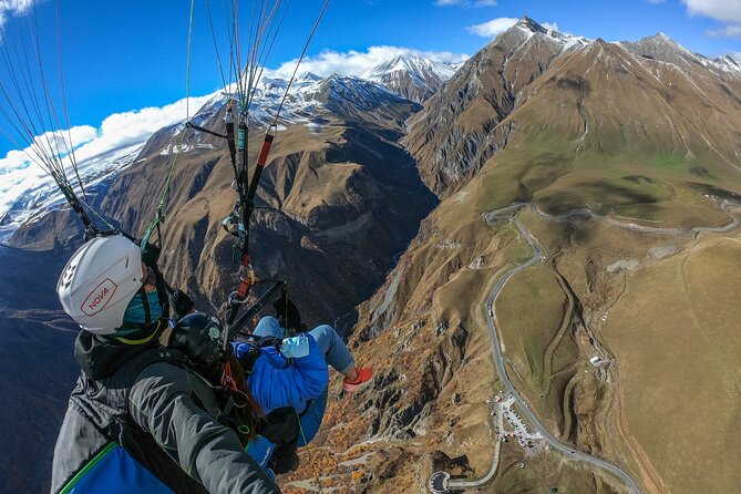 Cloudbase Paragliding in Gudauri, Georgia - The Stunning Views from Gudauri Heights