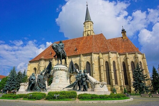 Cluj Must-See Attractions Walking Tour With A Guide - Experience the Vibrancy of Piaa Avram Iancu
