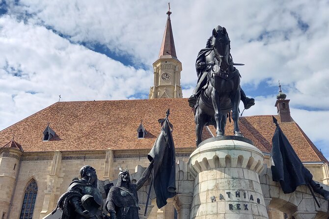 Cluj-Napoca: 2.5-Hour Guided Walking Tour - Practical Details: Meeting Point, Group Size, and Accessibility
