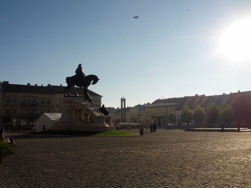 Cluj-Napoca: 2.5-Hour Guided Walking Tour - The Guides: Professional, Knowledgeable, and Approachable