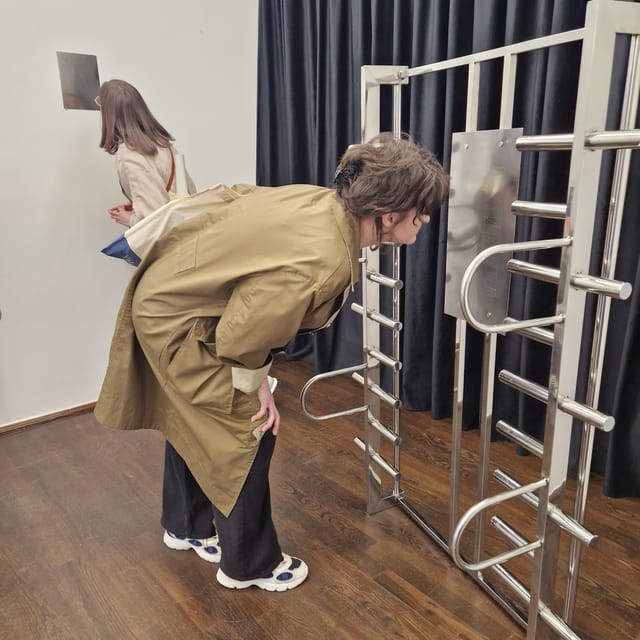 Cluj-Napoca: Explore the local art scene - Artisan and Designer Workshops: A Glimpse Behind the Scenes