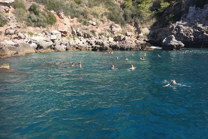 Coast to Coast from Taormina -2 HOURS MINI- CRUISE ISOLABELLA - Key Points