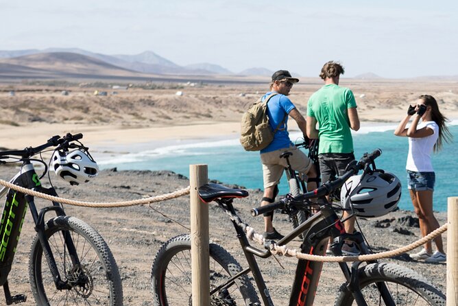 Coast to Coast PREMIUM eBike Tour; moderate level - 45 km - Suitable for All Ages and Fitness Levels