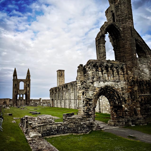 Coastal Charms: St Andrews & Kingdom of Fife Day Trip - Explore Scotland’s Miniature in the Kingdom of Fife
