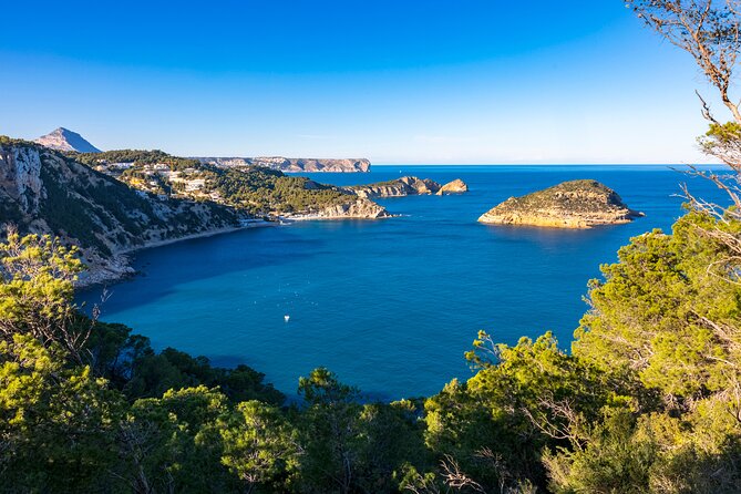 Coastal Cliffs & Beaches: Private Full Day Tour - Physical Requirements and Practical Tips for the Trail