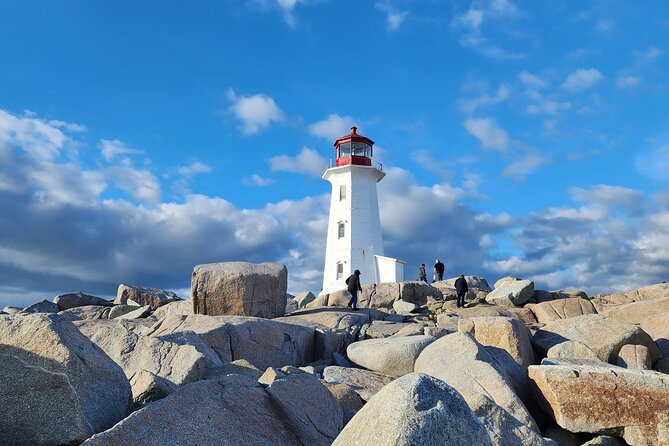 Coastal Icons: Peggys Cove & Fishermans Cove Small Group - Key Points