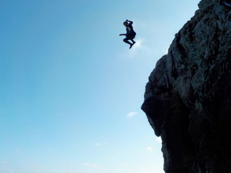 Coasteering Algarve: Cliff Jump, Swim & Climb in Sagres - Key Points