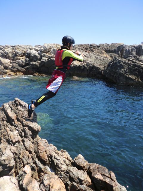 Coasteering Algarve: Cliff Jump, Swim & Climb in Sagres - Swimming and Cave Exploration: Discovering the Marine World