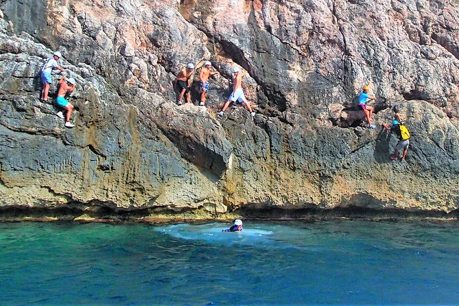 Coasteering Cliff jumping - Who Will Enjoy This Mallorca Coasteering Tour?