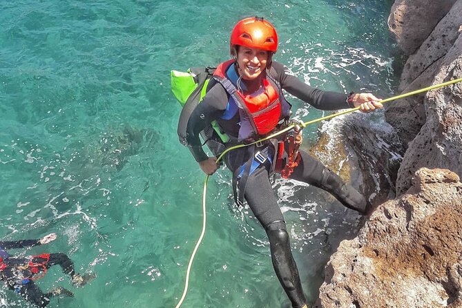 Coasteering experience in Gran Canaria - Starting Point and Ease of Logistics