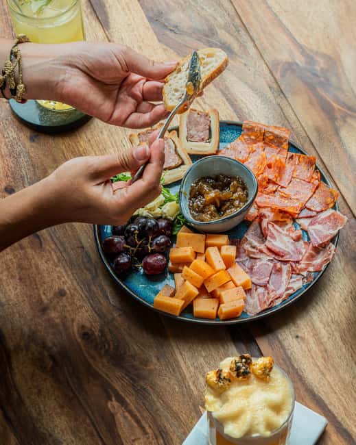 Cocktail classes with a professional (hands-on workshop) - Why This Cocktail Class in Bordeaux Is a Great Choice