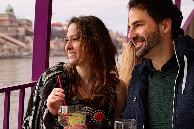 Cocktail Cruise Downtown Budapest - The Best Time to Sail for Sunset and Night Views
