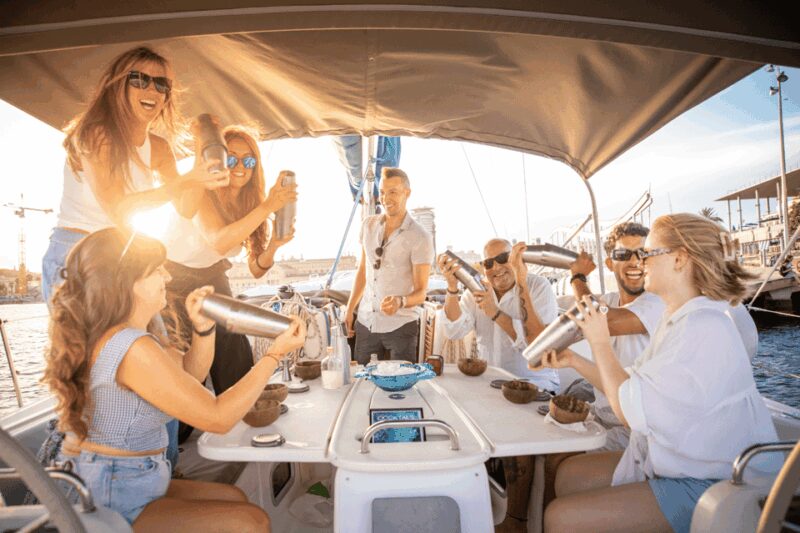 Cocktails Workshop & Sailing Cruise from Barcelona - Key Points