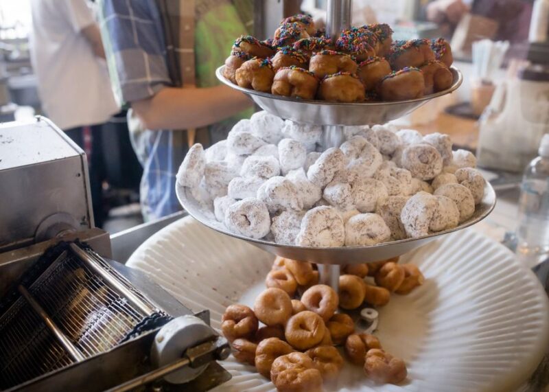 Coffee Crawl & VIP Morning in Pike Place Market - Key Points