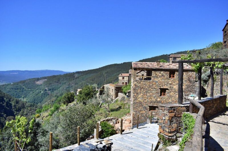 Coimbra: An adventure through the Schist Villages of Lousã - Practical Details: Group Size, Accessibility, and Flexibility