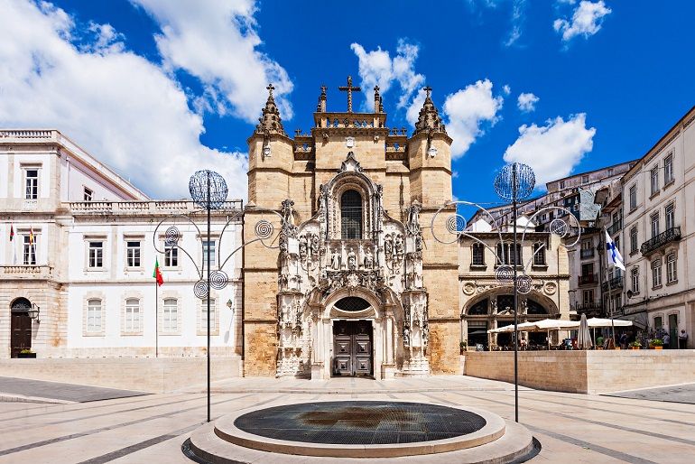 Coimbra and Aveiro Full-Day Private Tour from Lisbon - Exploring Coimbra’s Historic Center and Architectural Highlights