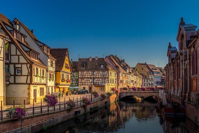 Colmar: Private guided walking tour of the Historical Center - Starting Point at Place des Unterlinden