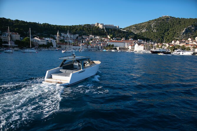 Colnago 45 - Luxury Private Speedboat Tours - Key Points