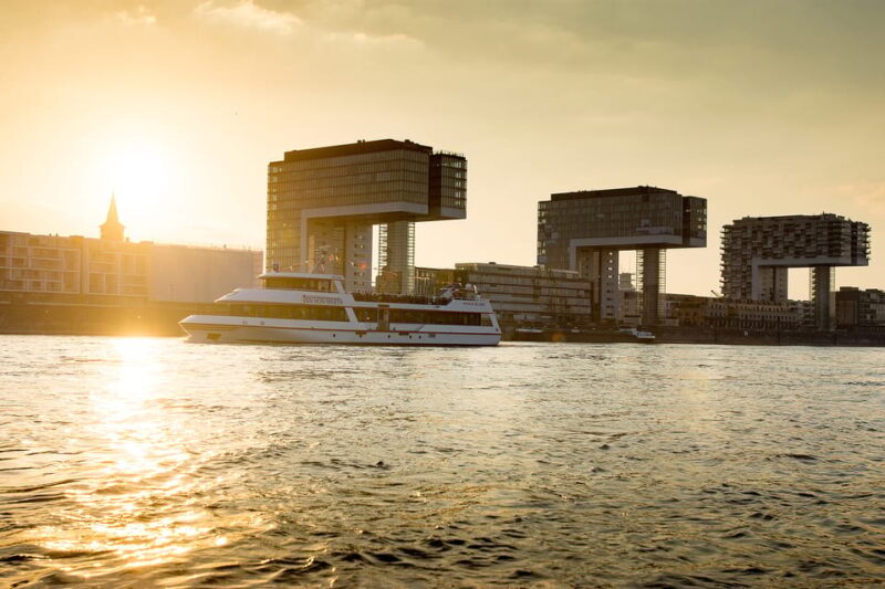 Cologne: 2-Hour Evening Cruise on the Rhine River - Enjoying the Sights of Cologne from the Rhine
