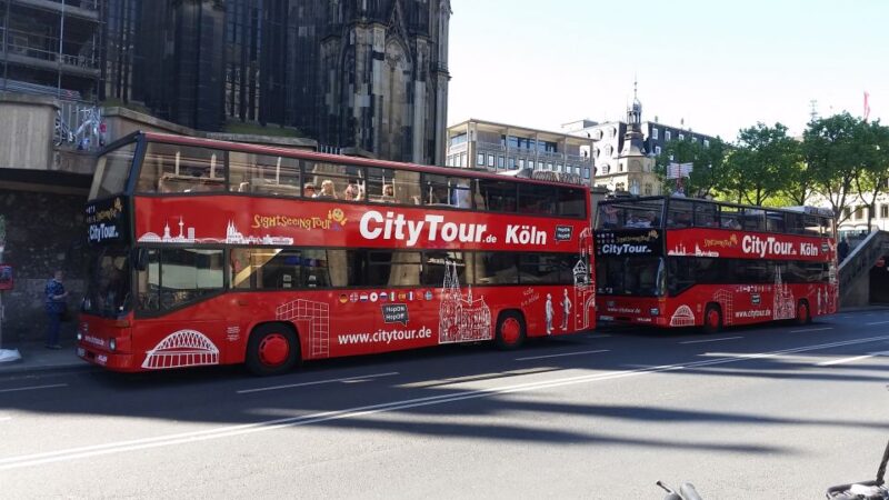 Cologne: 24h Hop-On Hop-Off Sightseeing Bus Ticket - The Experience of the Tour Guides and Commentary