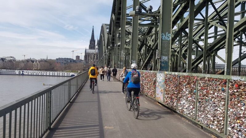 Cologne: 3-Hour Guided Bike Tour - Scenic Views from Zoobrücke and Rheinpark
