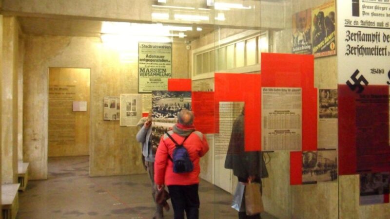 Cologne: EL-DE Haus and Old Town Private Guided Tour - Engaging and Informative Private Tour of Cologne’s Dark Past and Historic Heart