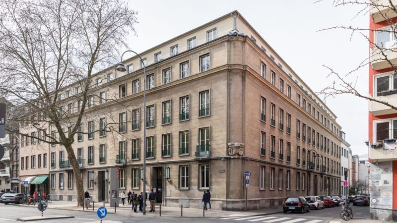 Cologne: EL-DE Haus and Old Town Private Guided Tour - The 2-Hour Deep Dive into Nazi Germany in Cologne