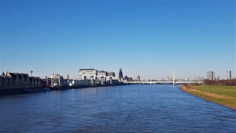 Cologne: Guided E-Bike Panorama Tour - Discover Cologne’s Iconic Landmarks Along the Rhine
